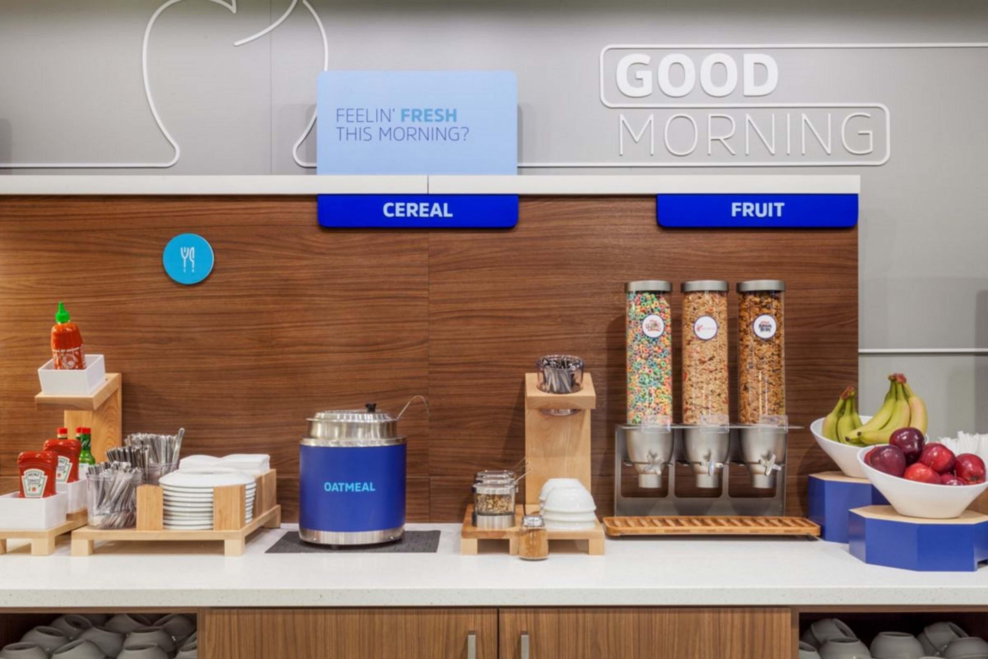 Holiday Inn Express Hotel & Suites Manchester Conference Center By Ihg Екстер'єр фото