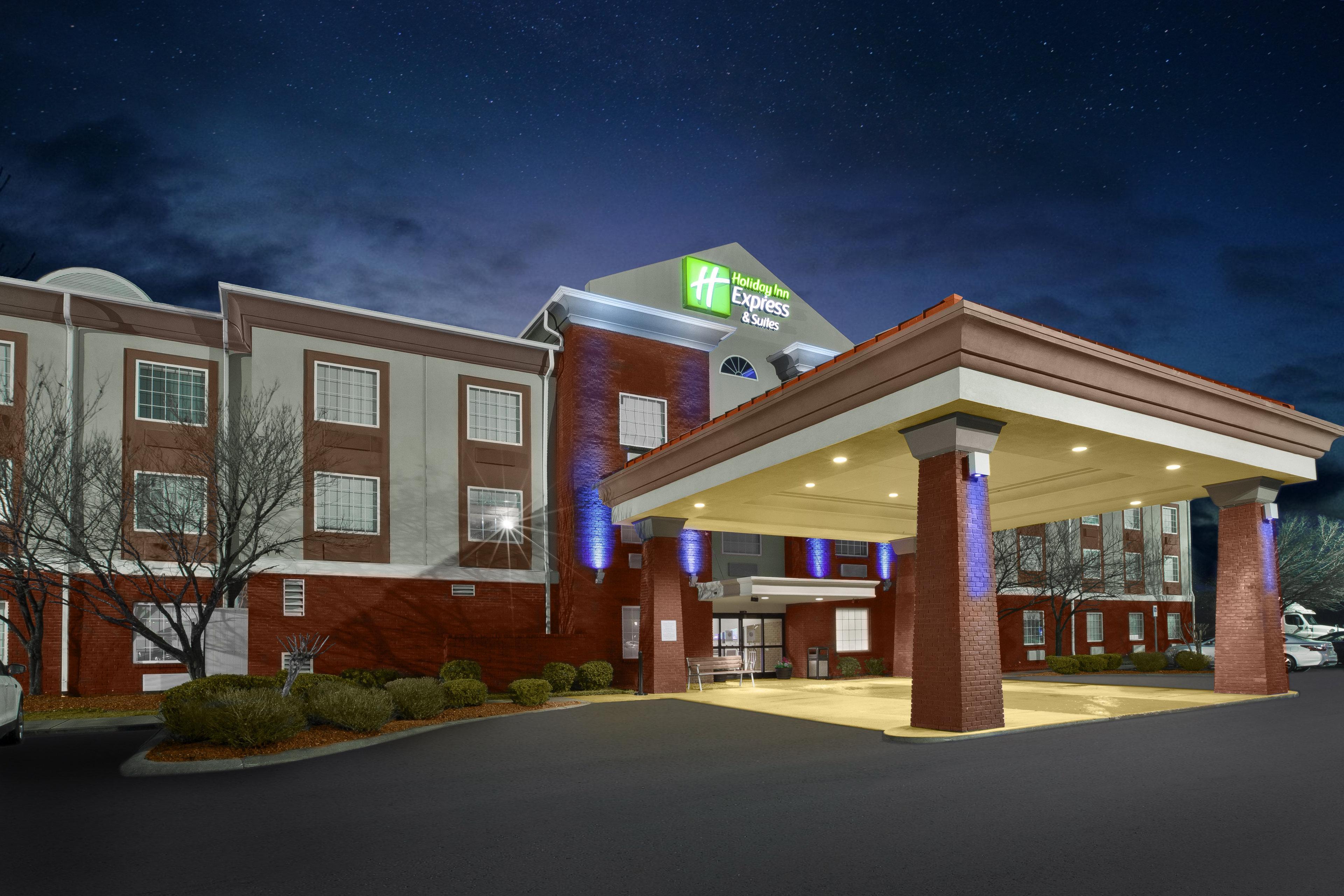 Holiday Inn Express Hotel & Suites Manchester Conference Center By Ihg Екстер'єр фото