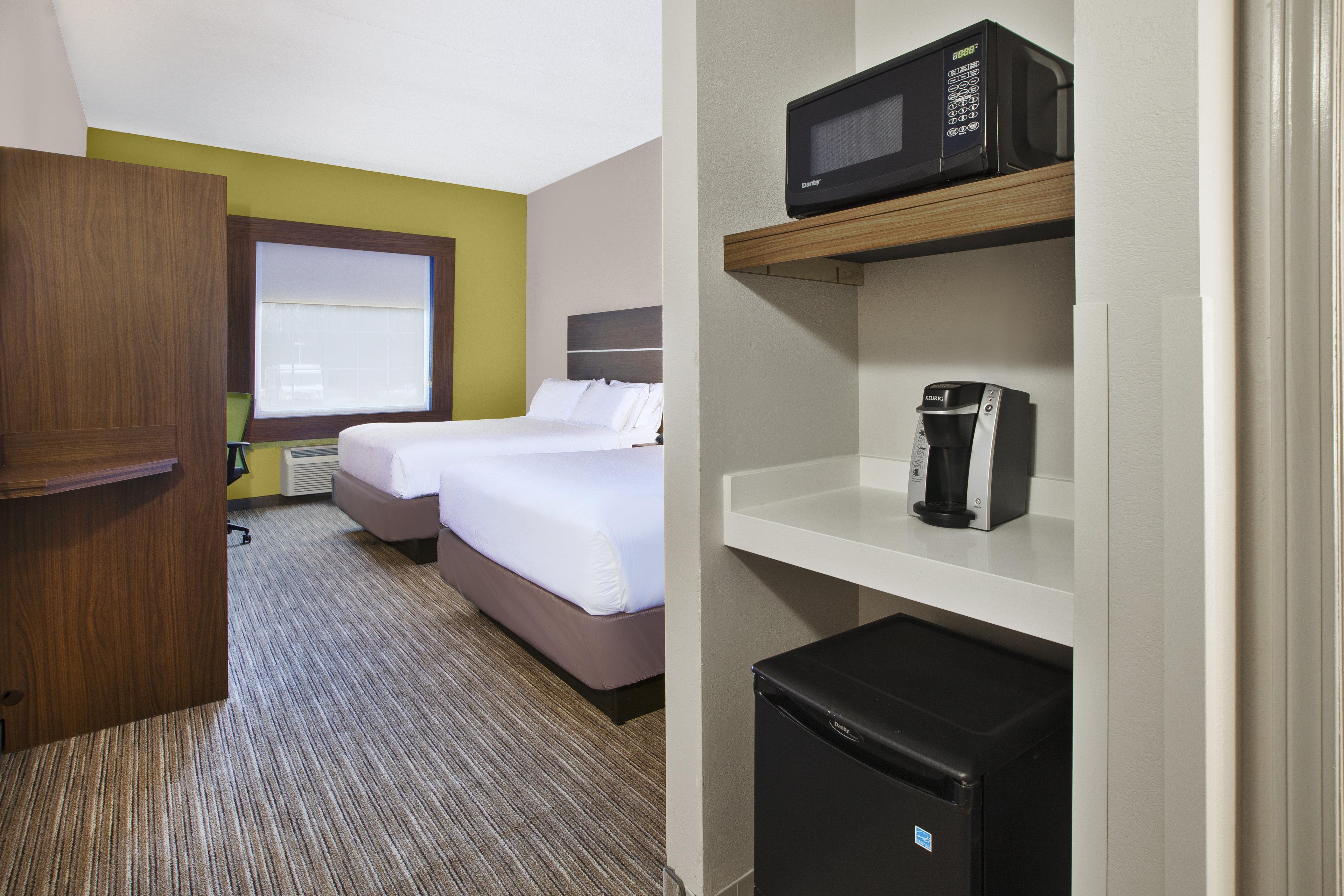 Holiday Inn Express Hotel & Suites Manchester Conference Center By Ihg Екстер'єр фото